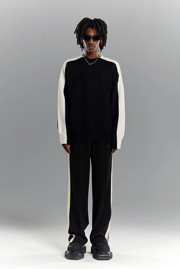 YADcrew Black & White Contrasting Knit Sweater