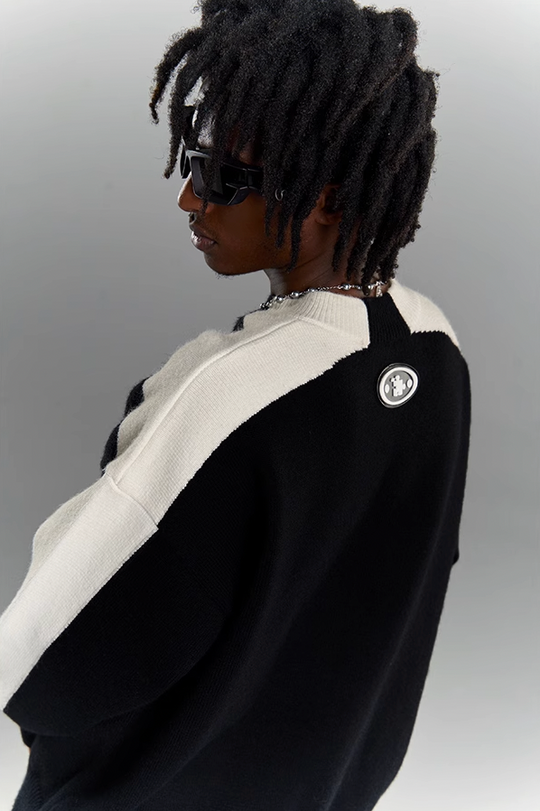 YADcrew Black & White Contrasting Knit Sweater