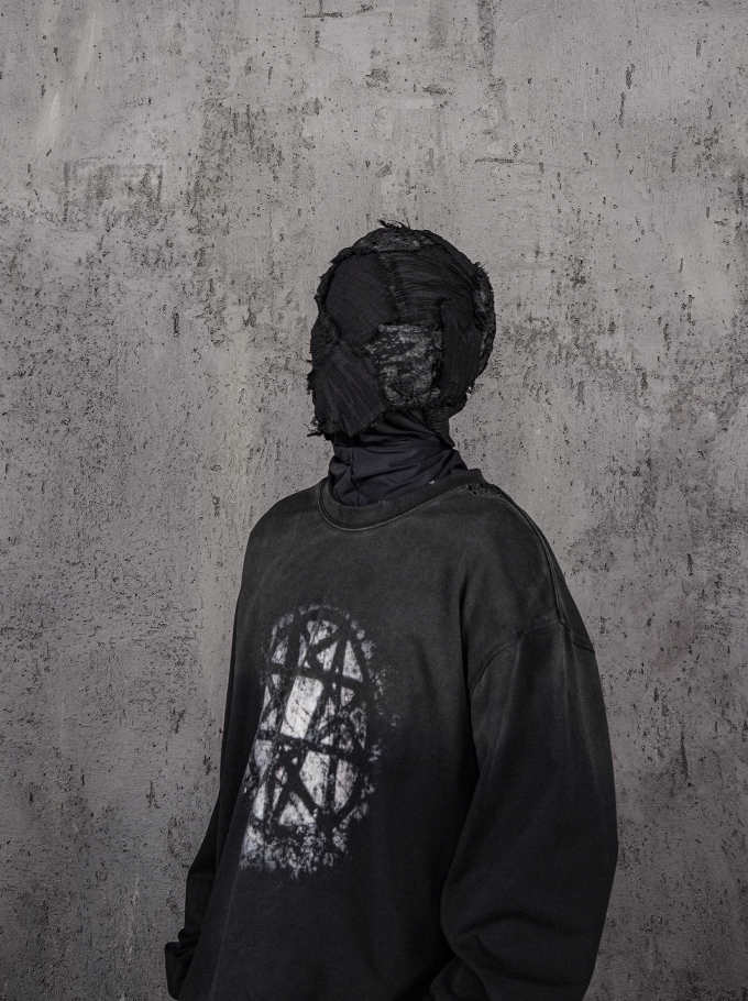 UNDERWATER Destruction Dark Printed Long Sleeve Tee