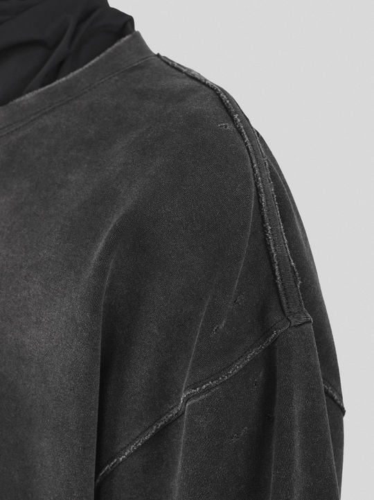 UNDERWATER Isolated Island Printed Long Sleeve Tee