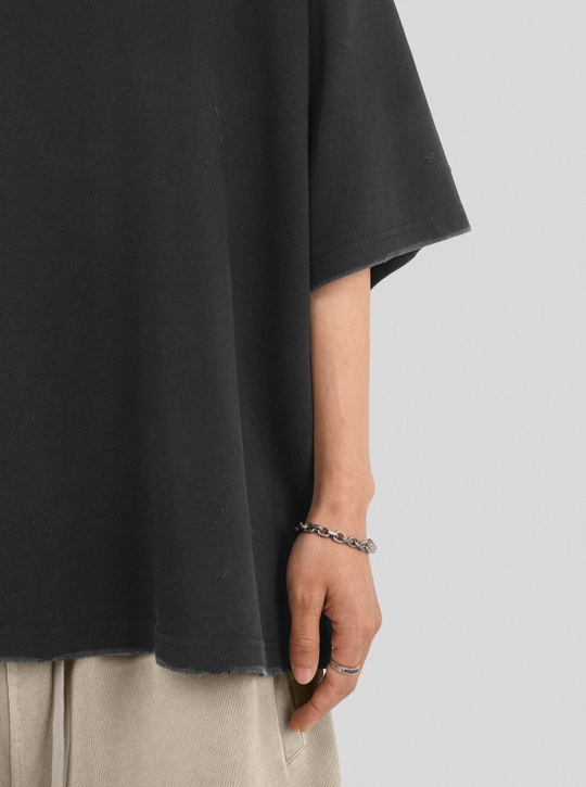 UNDERWATER Destroyed Cross Bones Print Tee