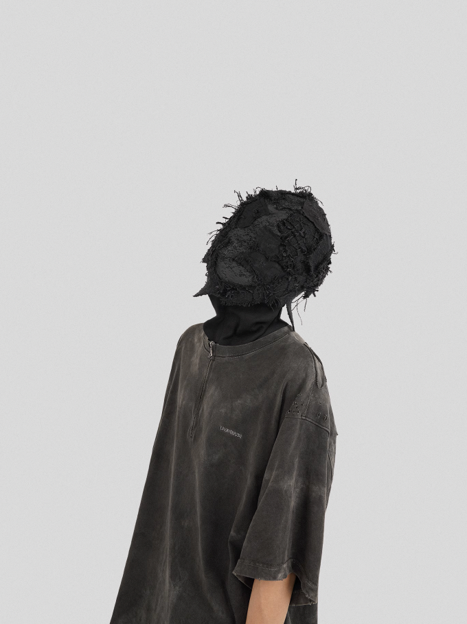 UNDERWATER Destruction Cross Deconstruction Zipper Tee Black