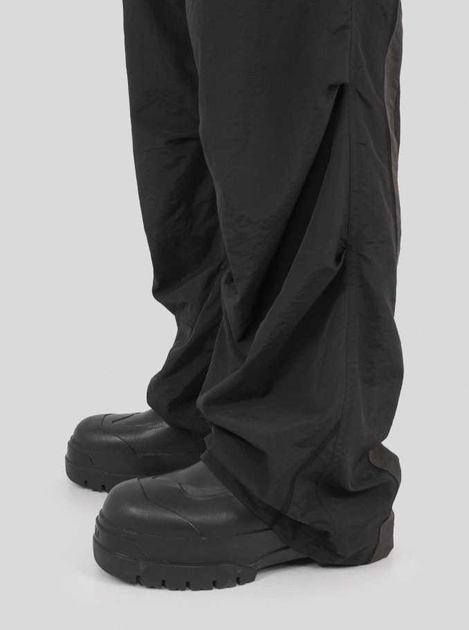 UNDERWATER Colorblocking Dull Leaf Spliced Pants