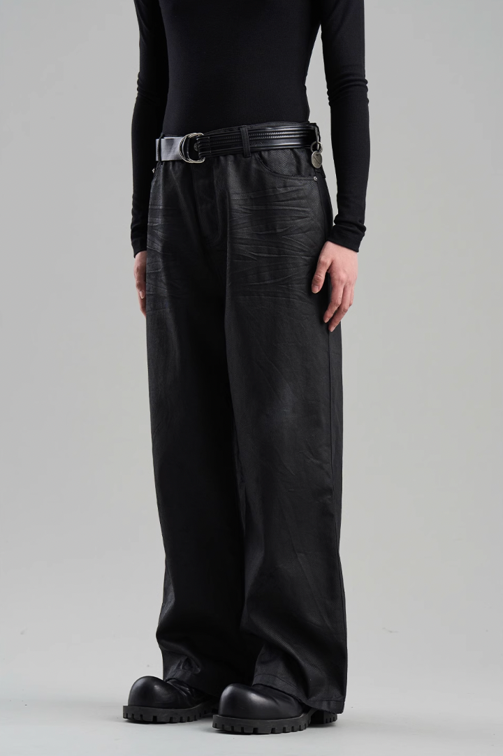 BLIND NO PLAN Coated Brushed Wax Pleated Straight Leg Pants