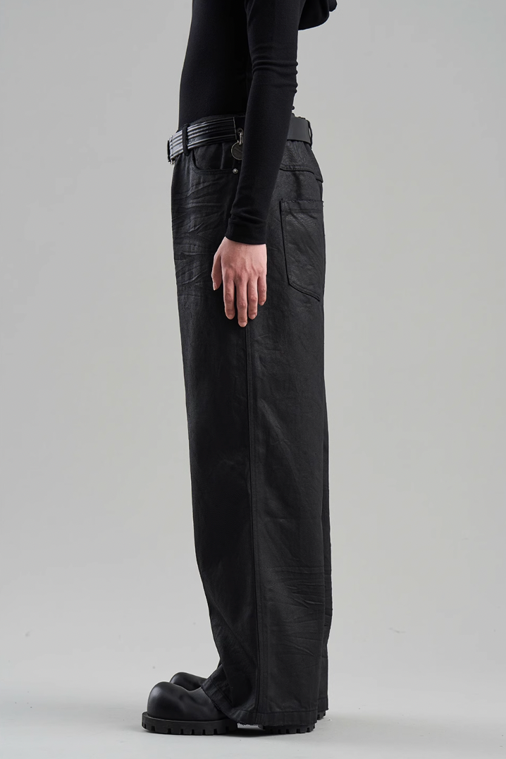 BLIND NO PLAN Coated Brushed Wax Pleated Straight Leg Pants