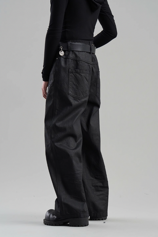 BLIND NO PLAN Coated Brushed Wax Pleated Straight Leg Pants