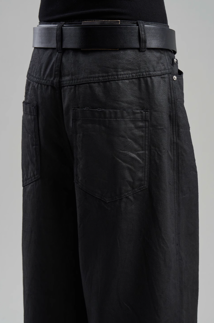 BLIND NO PLAN Coated Brushed Wax Pleated Straight Leg Pants