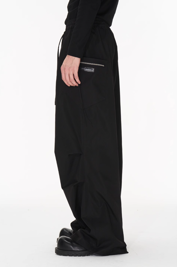 BLIND NO PLAN Pinch Pleat Contour Zip Pants