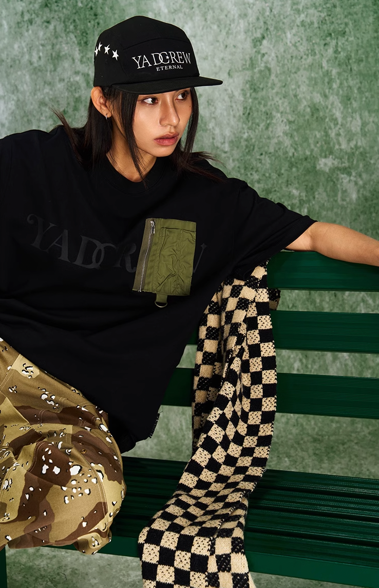 YADcrew Functional Pockets Tee