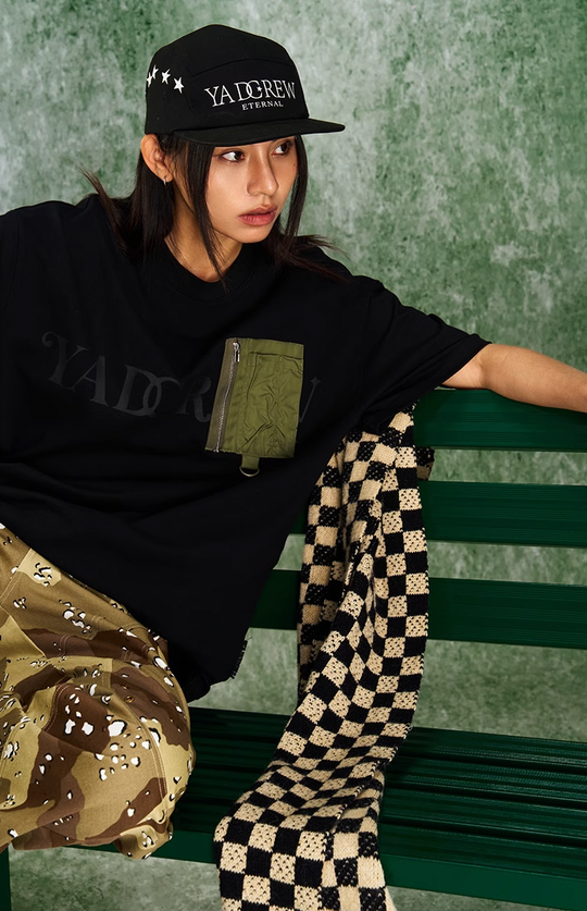 YADcrew Functional Pockets Tee