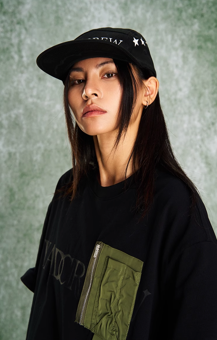 YADcrew Functional Pockets Tee