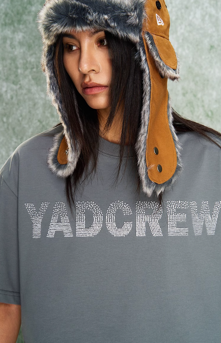 YADcrew Letter Dissipation Bead Tube Embroidery Tee