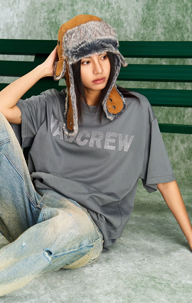 YADcrew Letter Dissipation Bead Tube Embroidery Tee