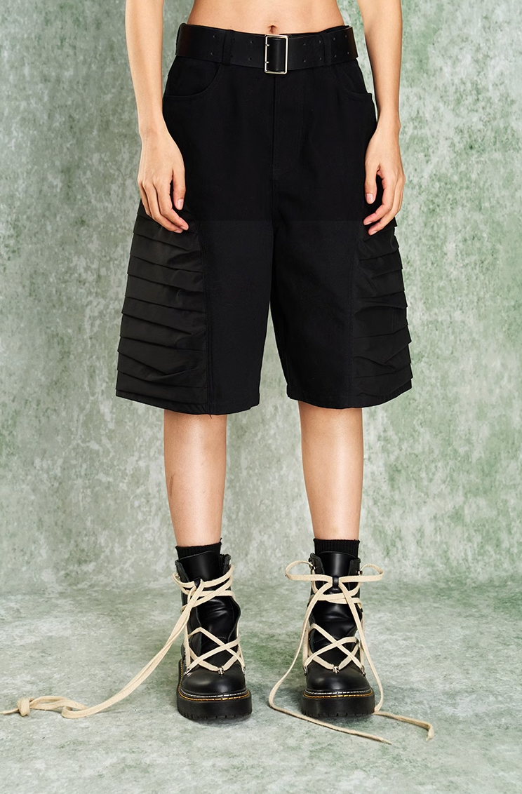 YADcrew Thousand Pleated Splicing Shorts