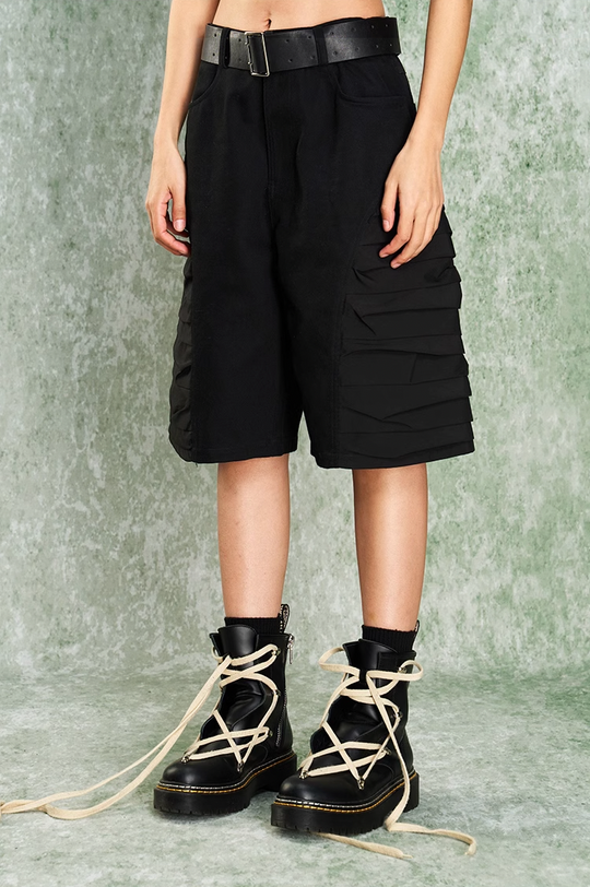 YADcrew Thousand Pleated Splicing Shorts