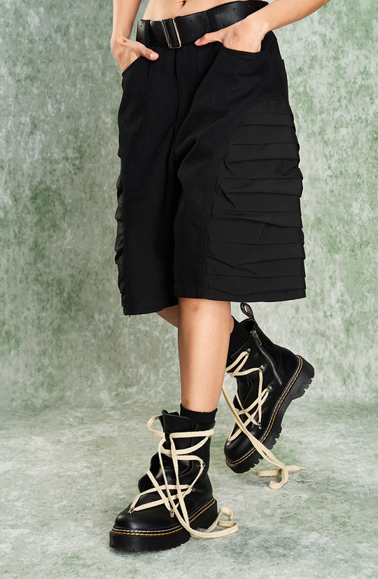 YADcrew Thousand Pleated Splicing Shorts