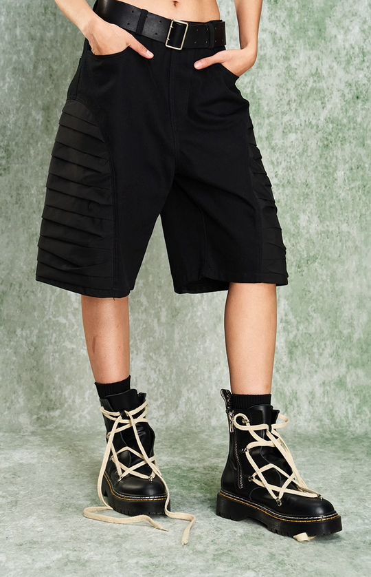 YADcrew Thousand Pleated Splicing Shorts