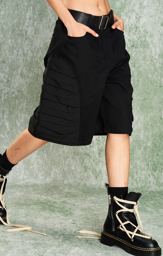 YADcrew Thousand Pleated Splicing Shorts