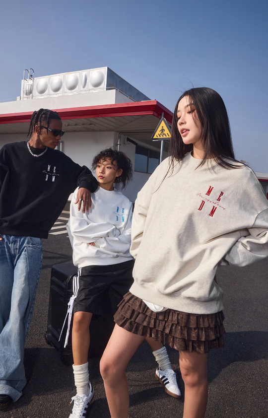 MEDM Basic Logo Sweatshirt