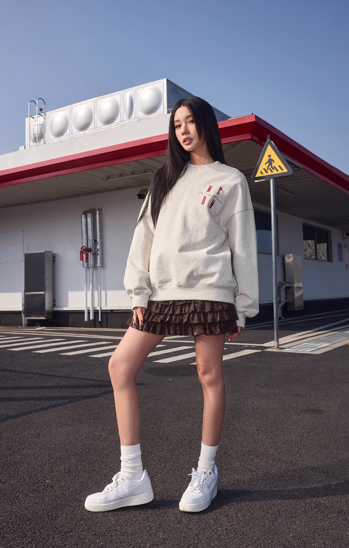 MEDM Basic Logo Sweatshirt