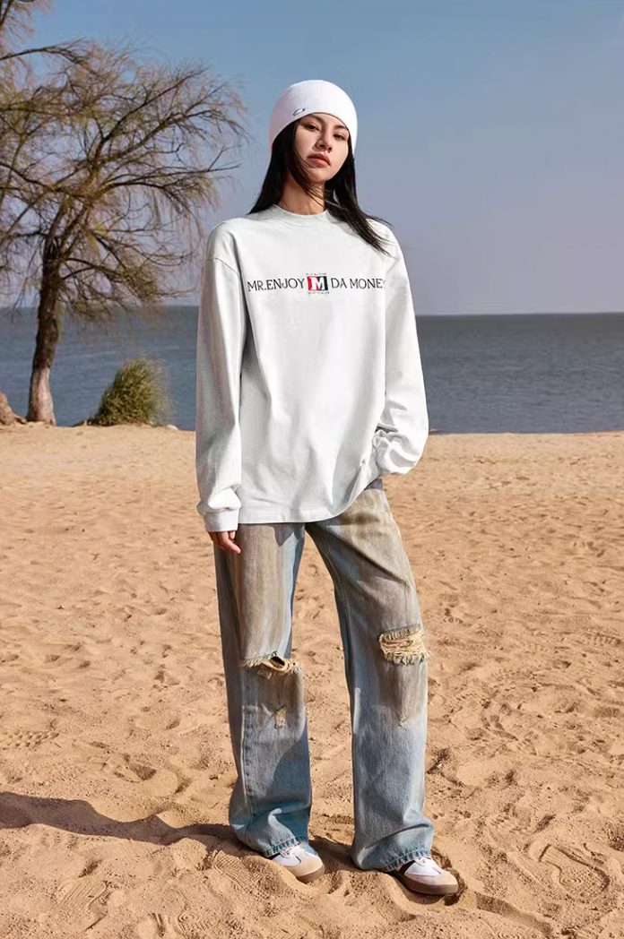 MEDM Flag Label Embroidery Long Sleeved Tee