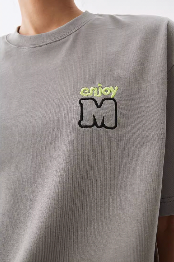 MEDM Contrasting Color M Basic Tee