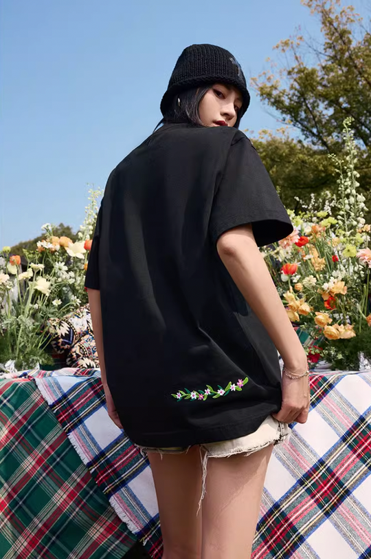 MEDM Capsule Wreath Embroidery Tee