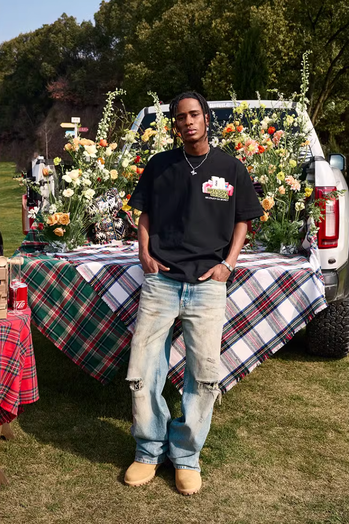 MEDM Sofa Printing Tee