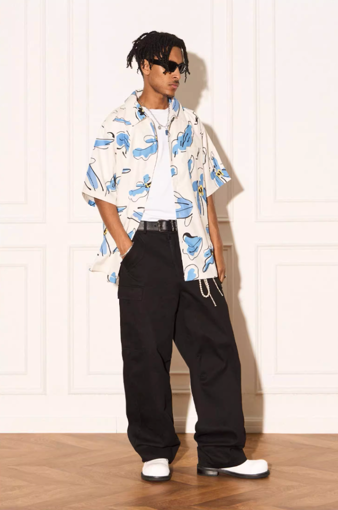 EMPTY REFERENCE White Blue Flower Short Sleeve Shirt