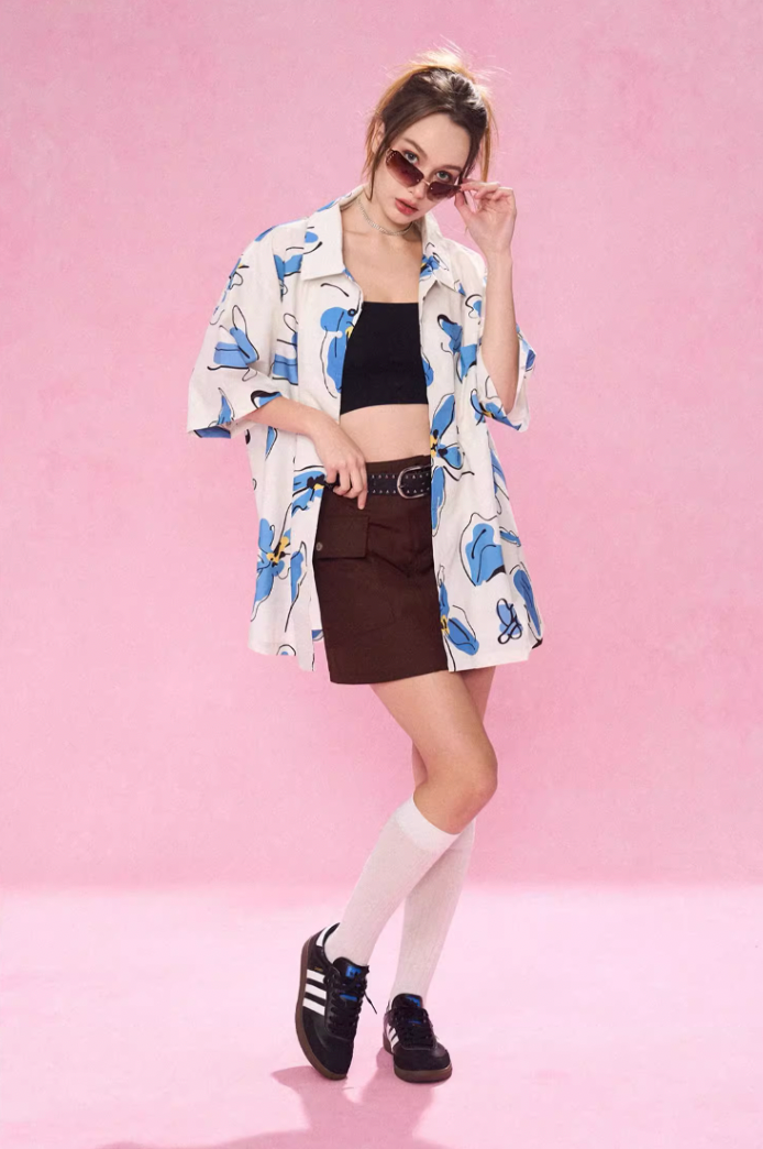 EMPTY REFERENCE White Blue Flower Short Sleeve Shirt