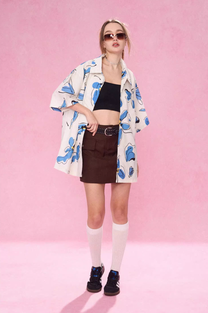 EMPTY REFERENCE White Blue Flower Short Sleeve Shirt