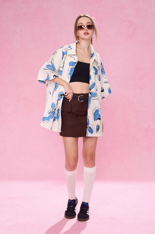 EMPTY REFERENCE White Blue Flower Short Sleeve Shirt