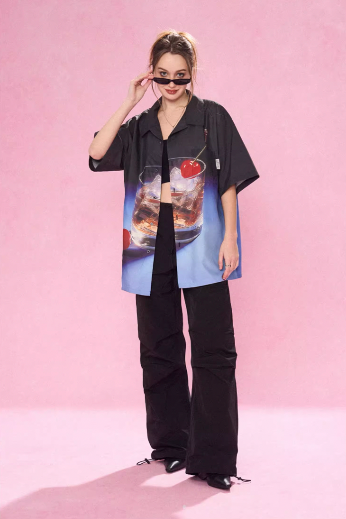 EMPTY REFERENCE Fantasy Wine Glass Short Sleeve Shirt