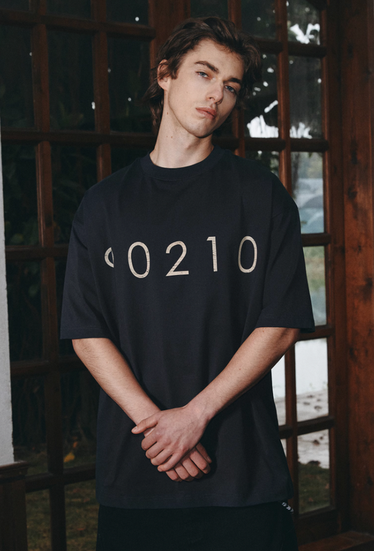 ANTIDOTE 90210 Cracked Print Tee