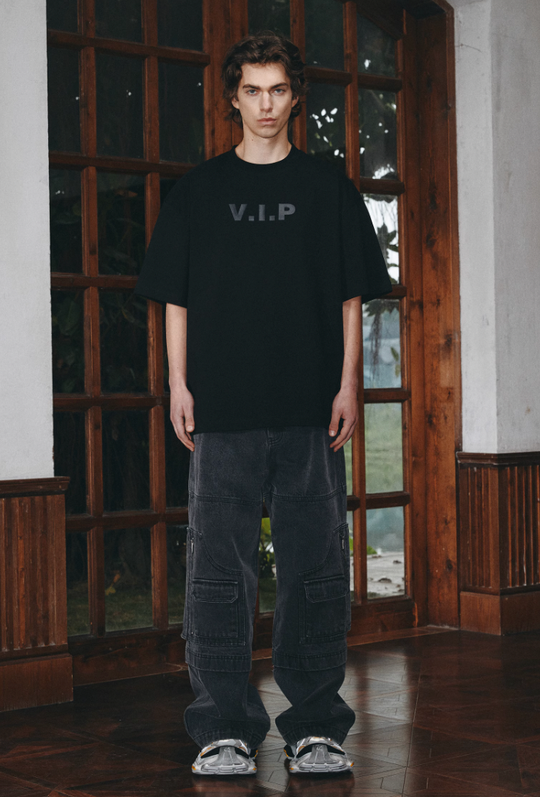 ANTIDOTE VIP Slogan Printing Tee