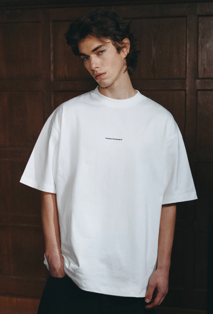 ANTIDOTE Small Letter Print Basic Tee