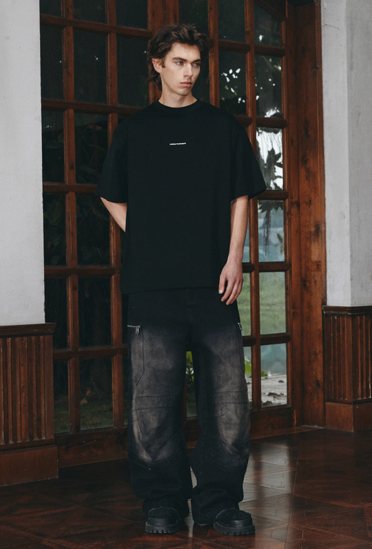 ANTIDOTE Small Letter Print Basic Tee