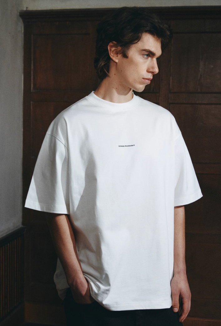 ANTIDOTE Small Letter Print Basic Tee