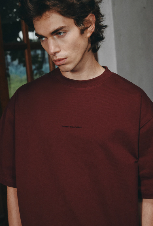 ANTIDOTE Small Letter Print Basic Tee