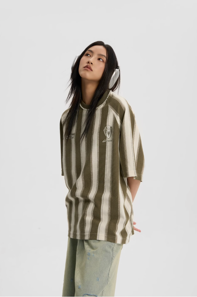 JHYQ Contrast Striped Neck Beaded Tee