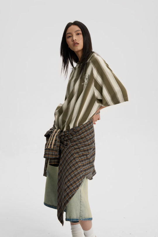 JHYQ Contrast Striped Neck Beaded Tee