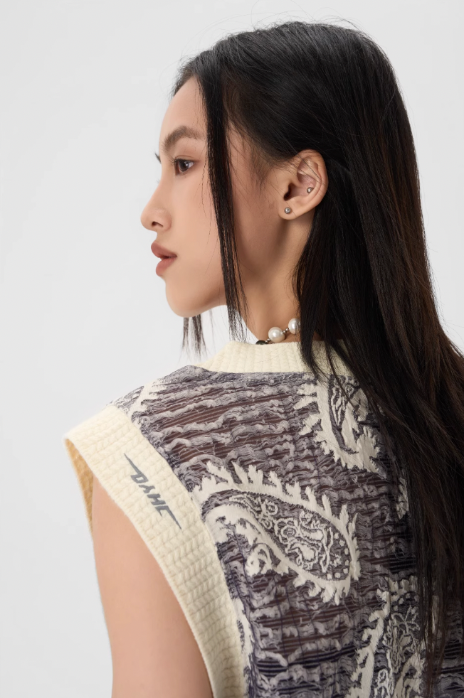 JHYQ Paisley Embroidered Tank Top Tee