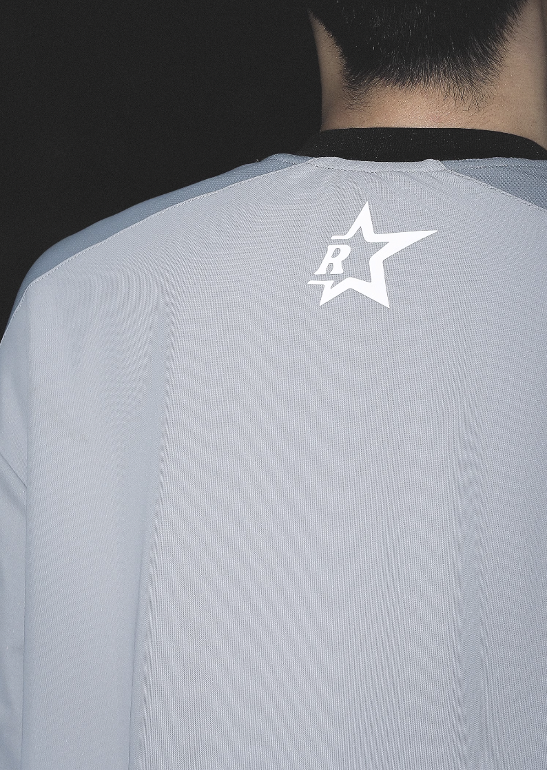 UNTILWERICH 3D Cut Long Sleeve Soccer Jerseys | Face 3 Face