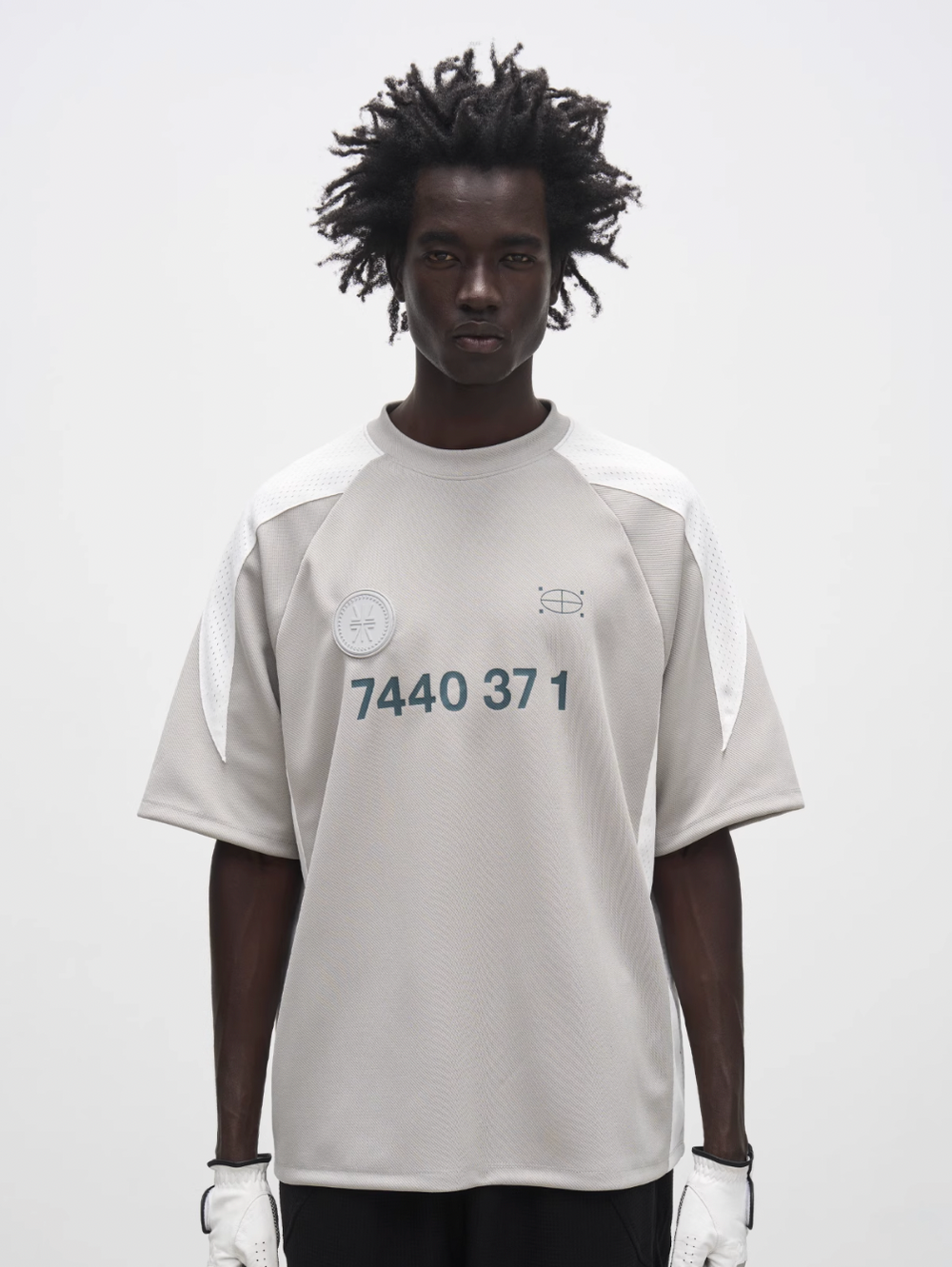 7440 37 1 Logo Triangle Mesh Patchwork Jersey Print Badge Tee | Face 3 Face