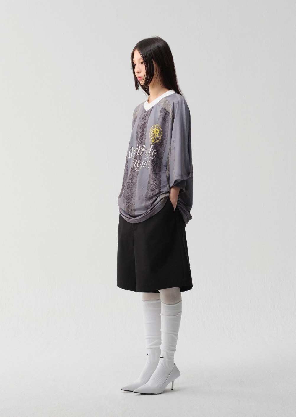 wii wil Oversize Light Gray Striped Lace Pattern Soccer Jersey | Face 3 Face