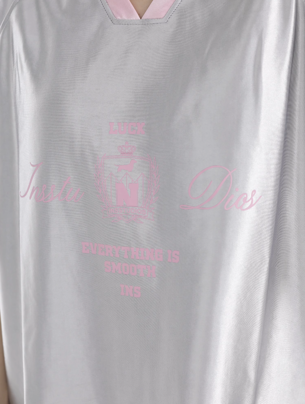 INSstudios Contrast Striped V-neck Soccer Jersey | Face 3 Face