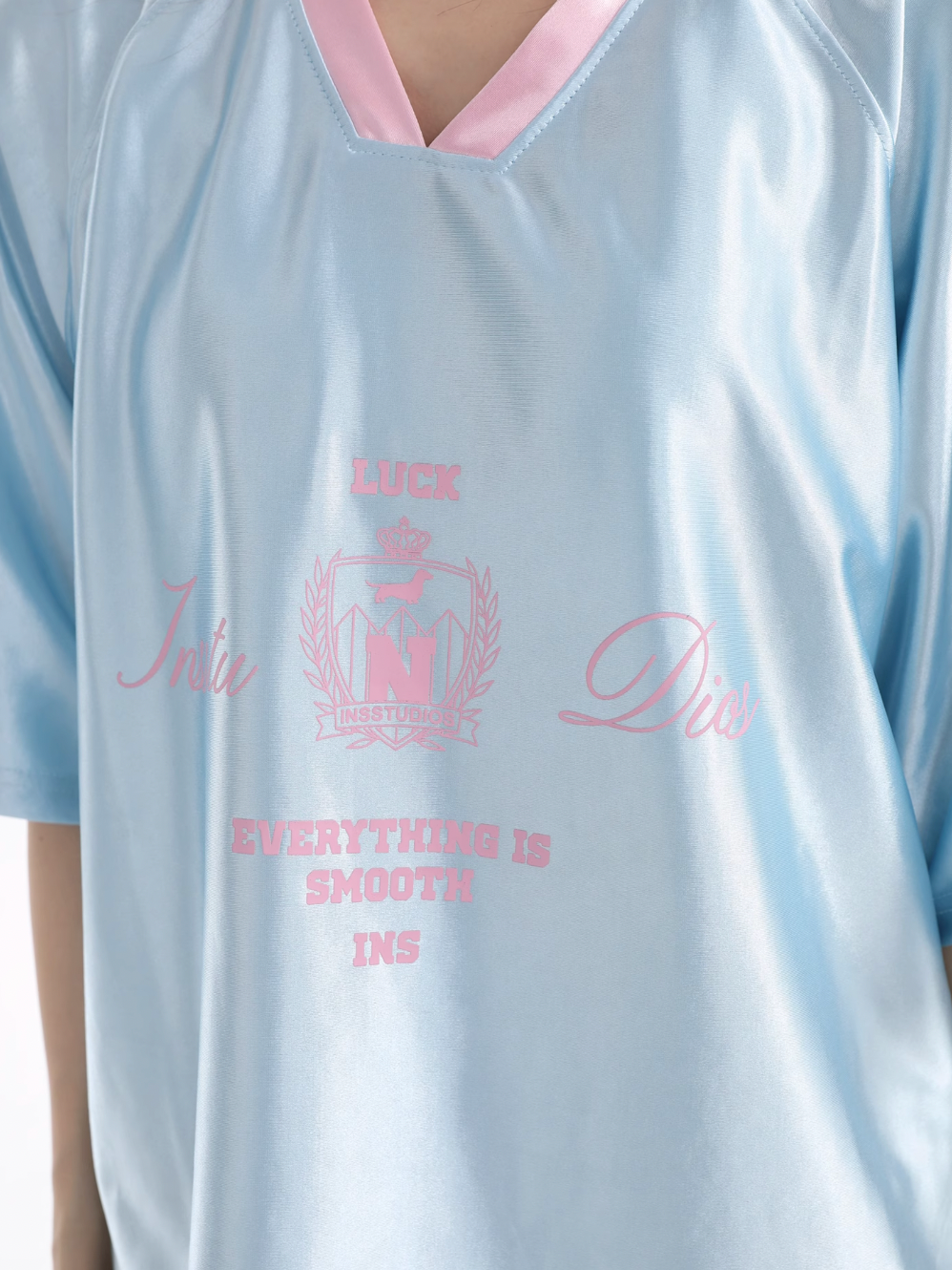 INSstudios Contrast Striped V-neck Soccer Jersey | Face 3 Face