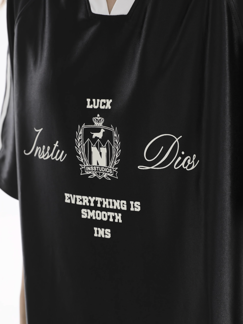 INSstudios Contrast Striped V-neck Soccer Jersey | Face 3 Face