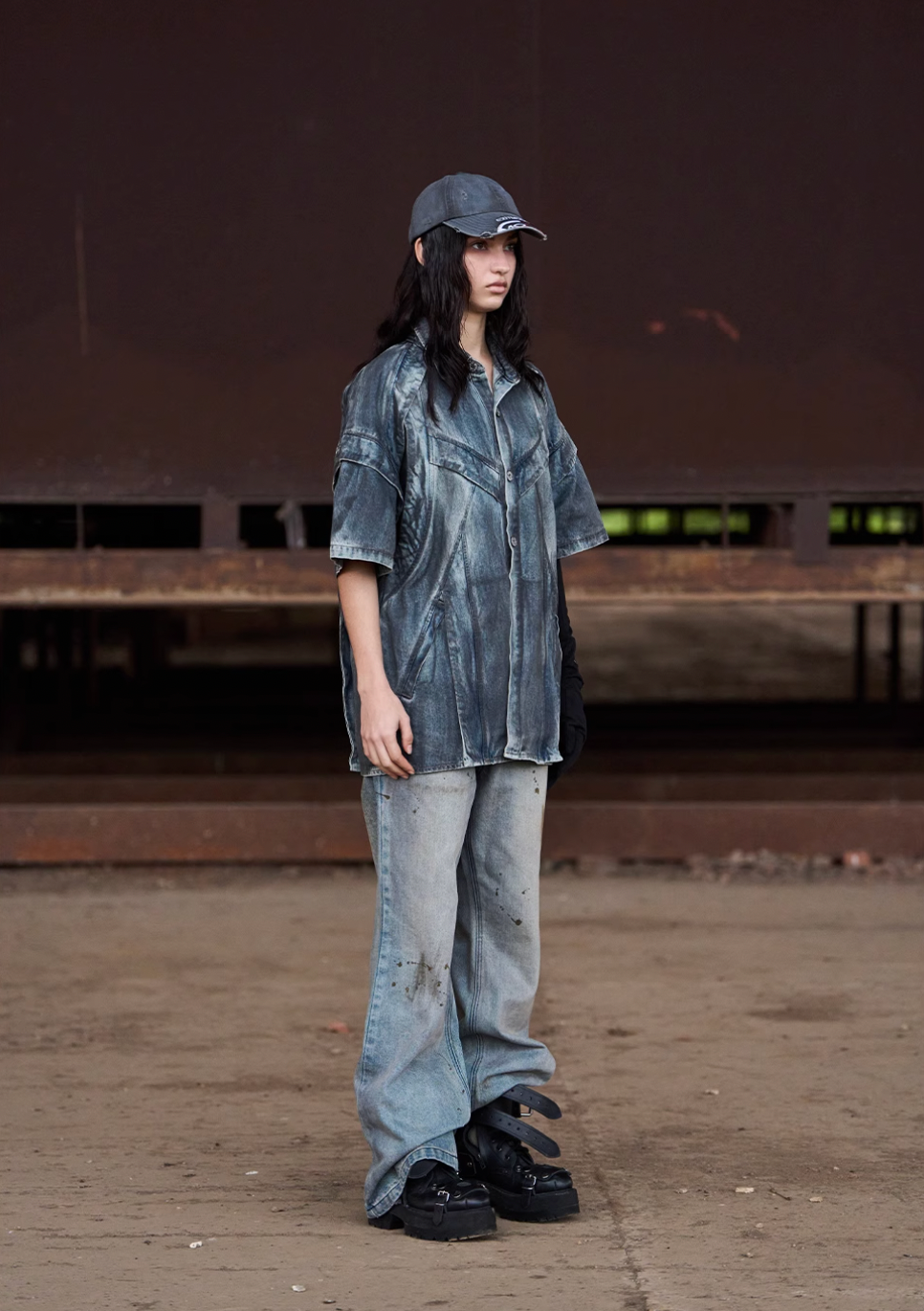 BLIND NO PLAN Washed & Distressed Denim Short Sleeve Shirt | Face 3 Face