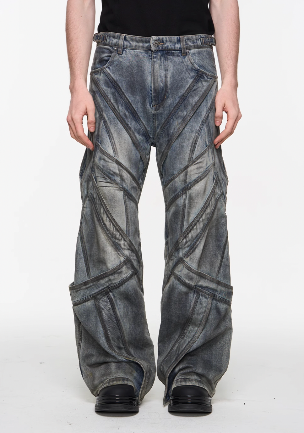 BLIND NO PLAN Multi Fly Split Structure Washed Distressed Jeans | Face 3 Face